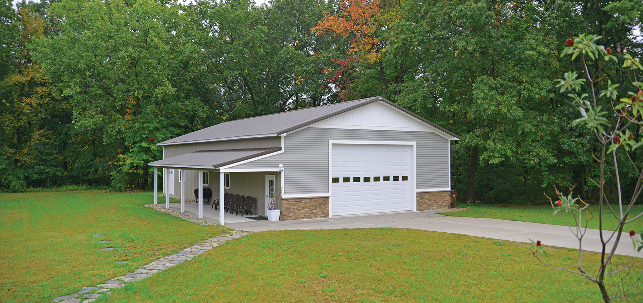 Suburban Pole Barn Garage 